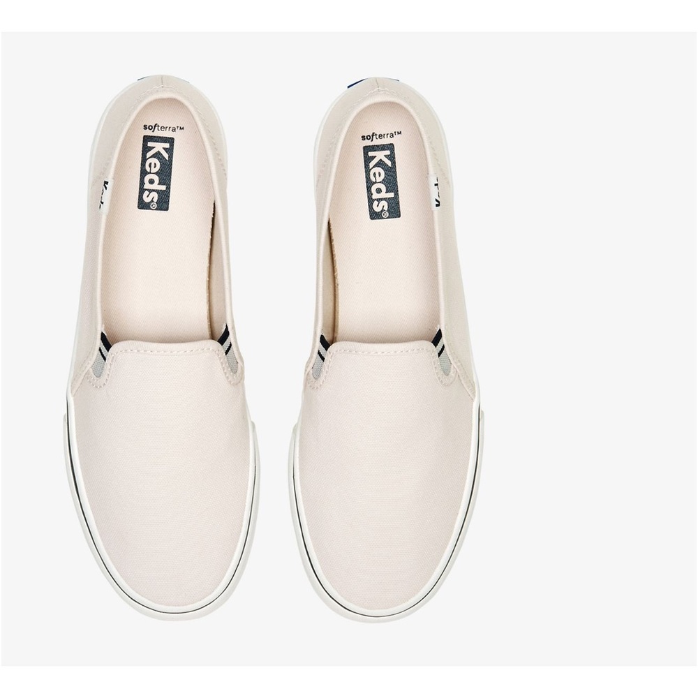 Brand new light pink Keds size 10 wide. Comes with original box.